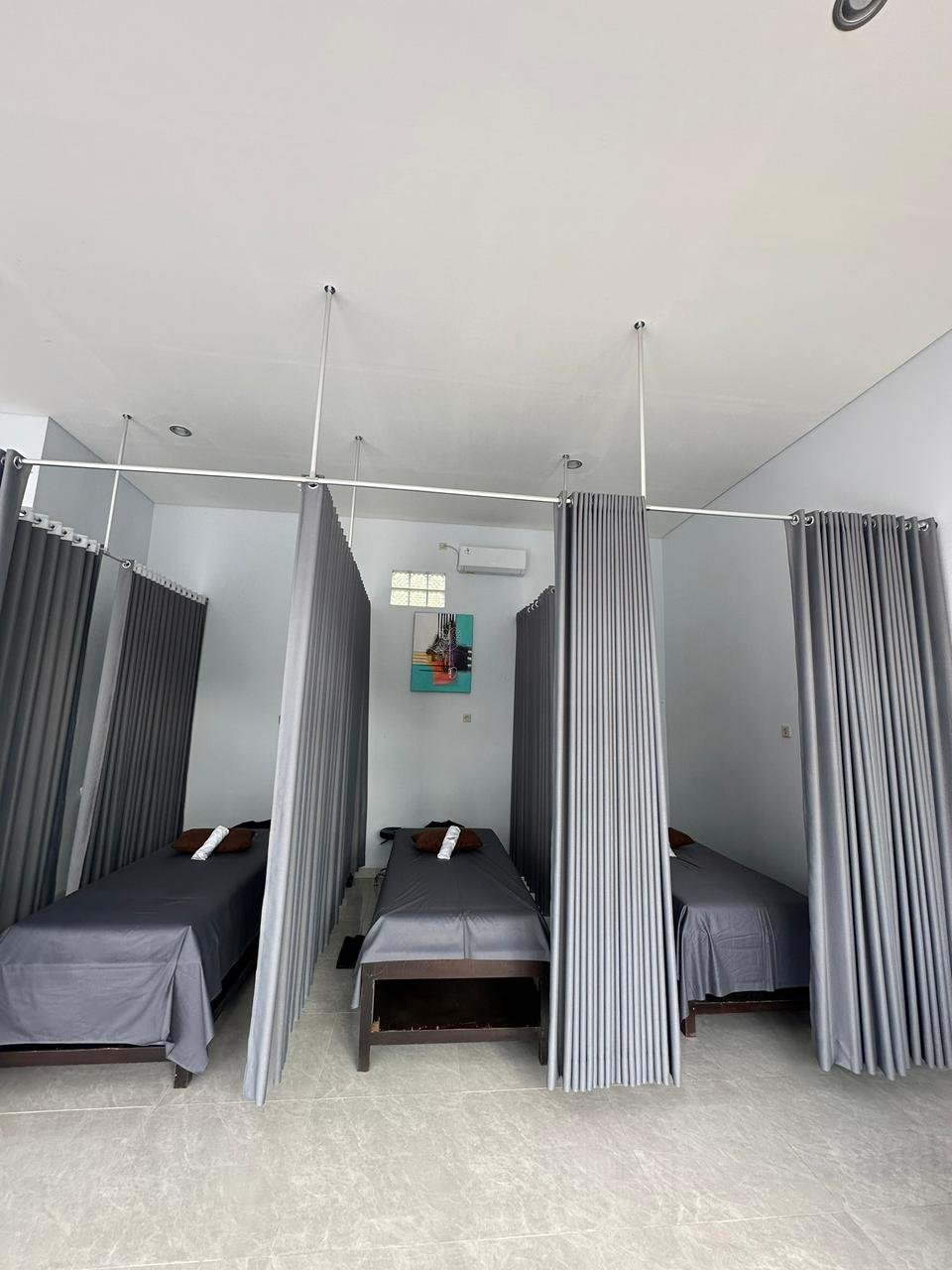 WhatsApp Image 2025-12-09 at 11.08.01 (1)